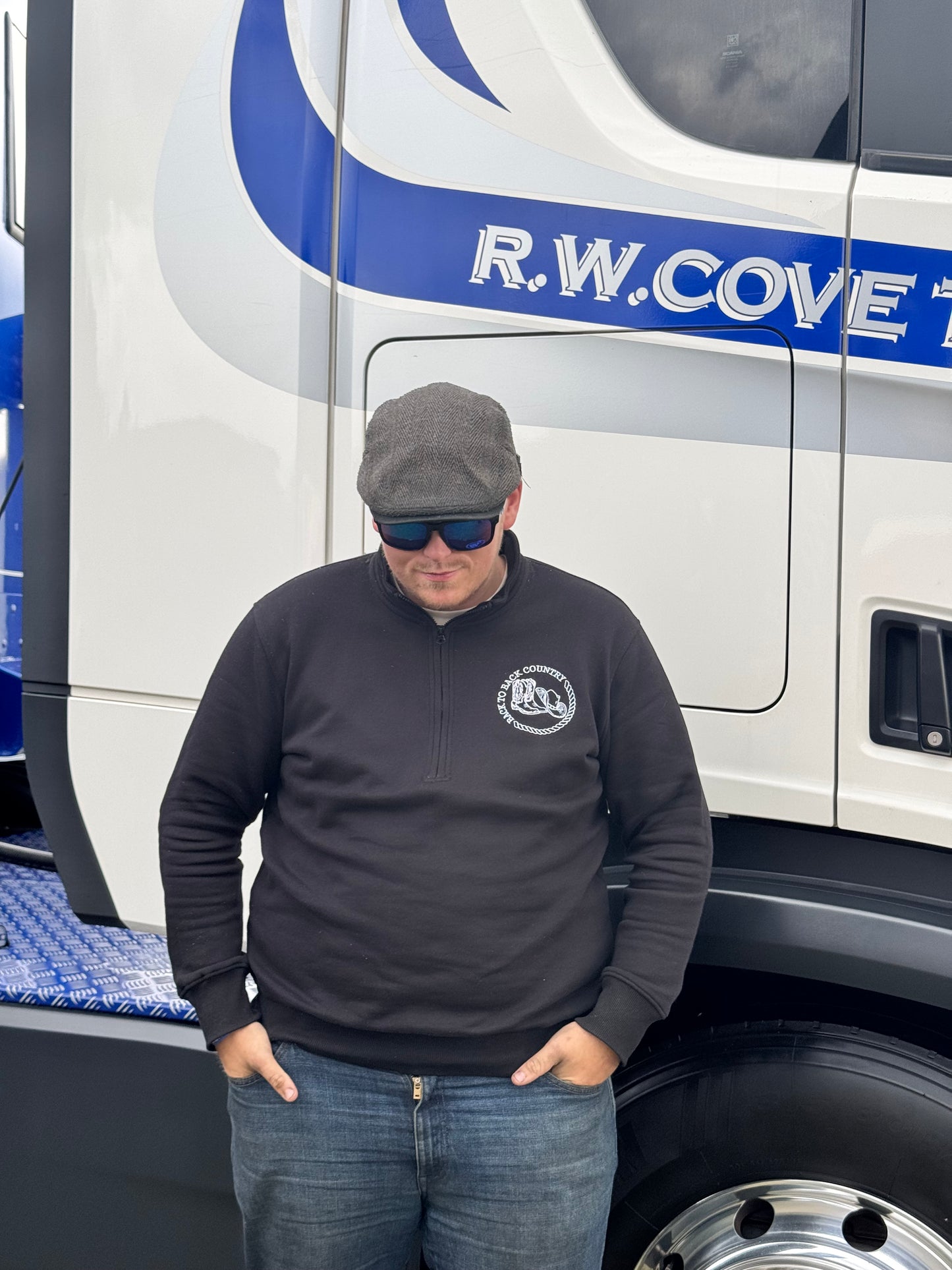 LIMITED EDITION BLACK 1/4 ZIP